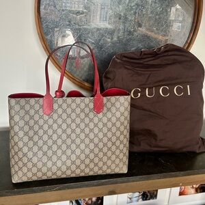 Gucci Beige and Red Signature Tote
